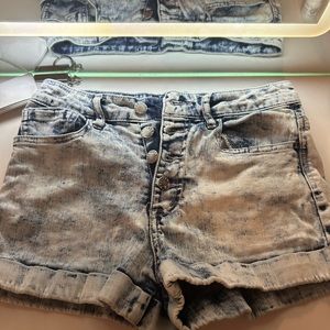 Forever 21 acid wash Jean shorts